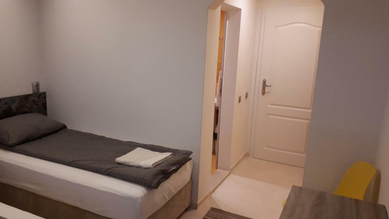 Guest House Harmony เวลีคอเทอร์โนโว ภายนอก รูปภาพ